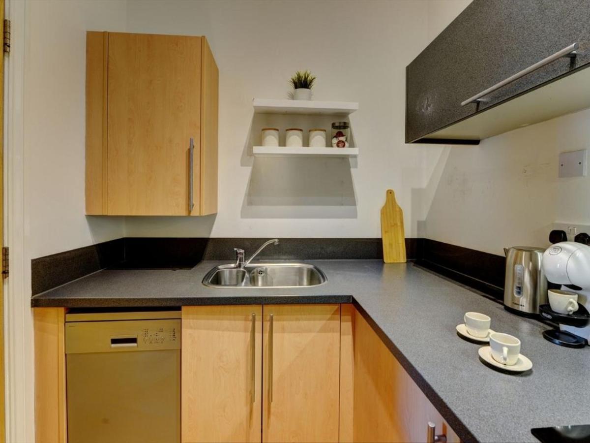 The Clement Apartment Stylish Two Bedroom Apartment Very Close To The Birmingham Arena Esterno foto